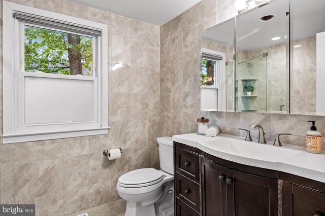 50 E RIDING DR, Cherry Hill, NJ 08003