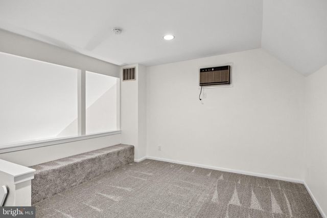 50 E RIDING DR, Cherry Hill, NJ 08003