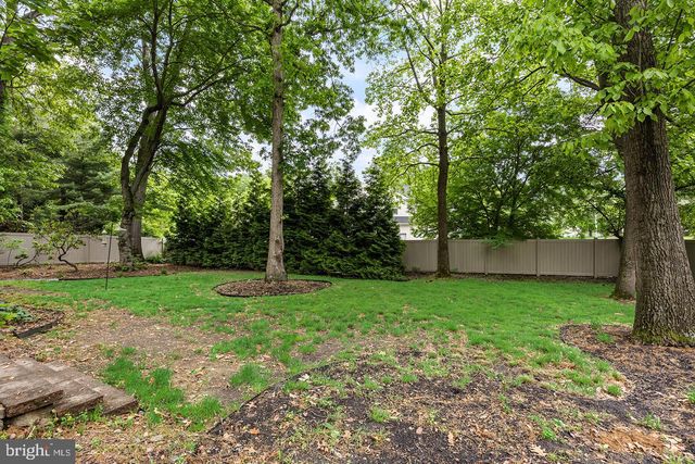 50 E RIDING DR, Cherry Hill, NJ 08003