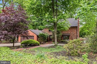 50 E RIDING DR, Cherry Hill, NJ 08003