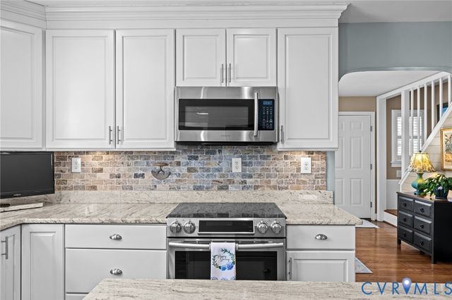 408 John St, Ashland, VA 23005