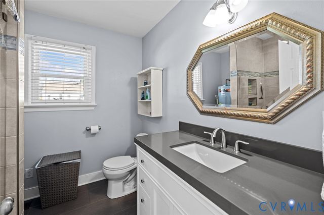 408 John St, Ashland, VA 23005