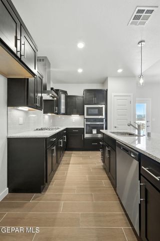 11872 Barrenkale Place, El Paso, TX 79934