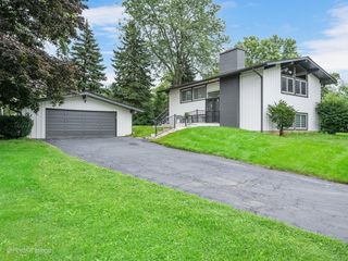 1S061 Chase Avenue, Lombard, IL 60148