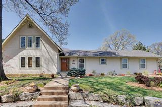 103 Providence Rd, Lawrence, KS 66049