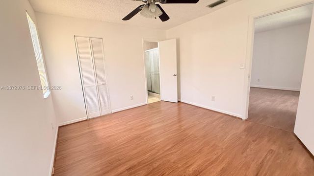 10361 NW 11th Street 203, Pembroke Pines, FL 33026