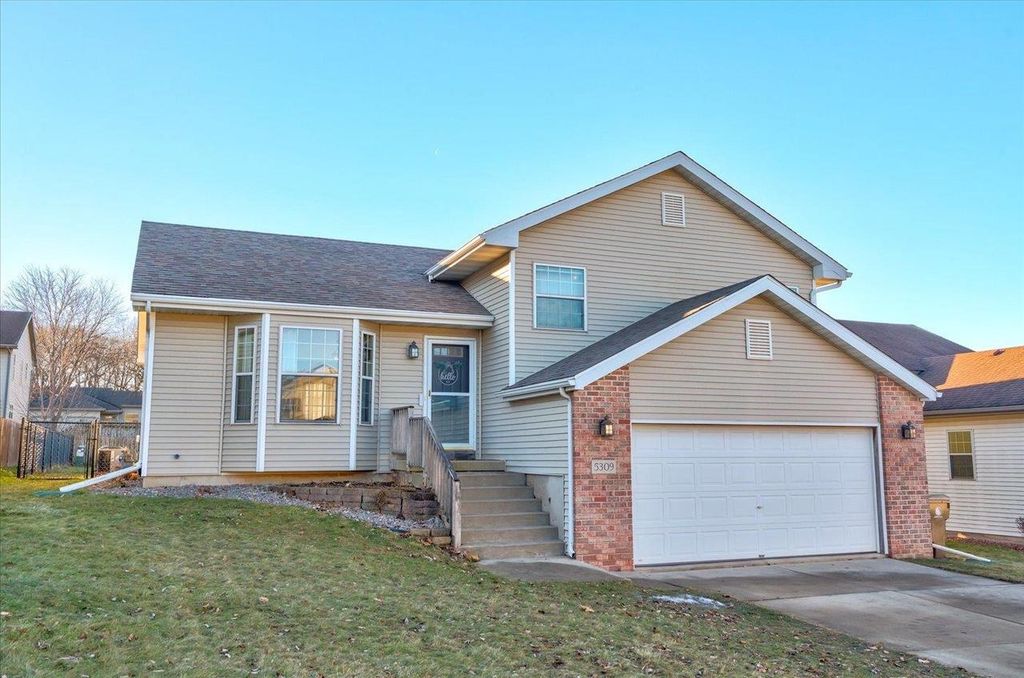 5309 Celebration Parkway, Madison, WI 53718