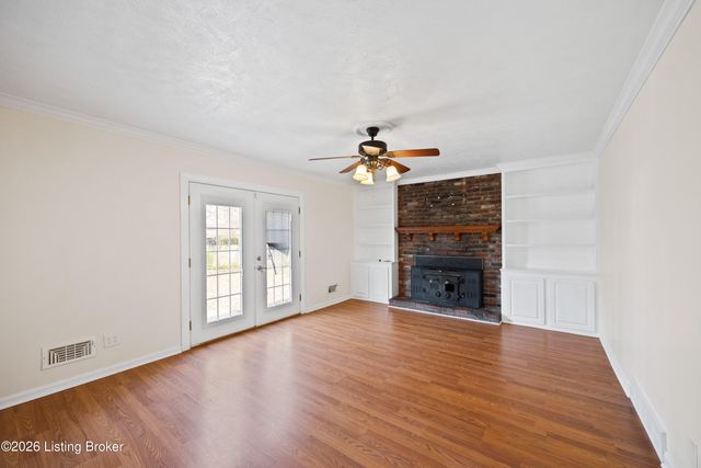 5428 Sunnybrook Dr, Louisville, KY 40214