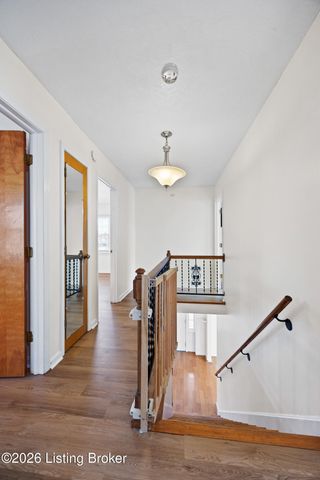 5428 Sunnybrook Dr, Louisville, KY 40214