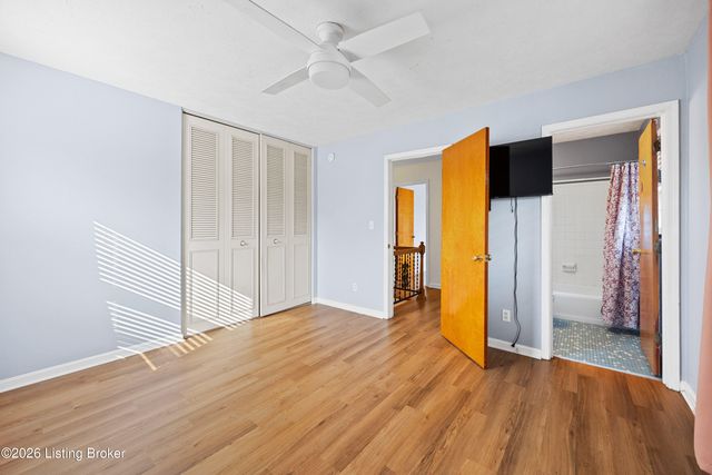 5428 Sunnybrook Dr, Louisville, KY 40214