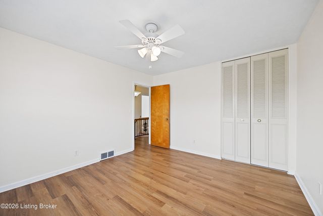 5428 Sunnybrook Dr, Louisville, KY 40214