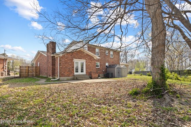 5428 Sunnybrook Dr, Louisville, KY 40214