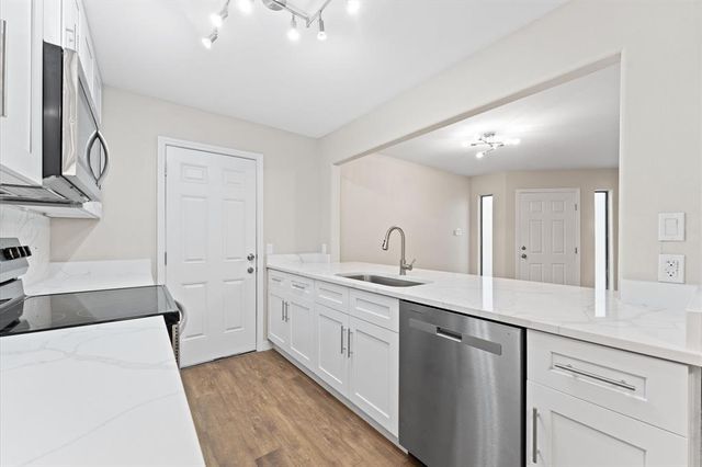 2937 La Estancia Lane, Houston, TX 77093