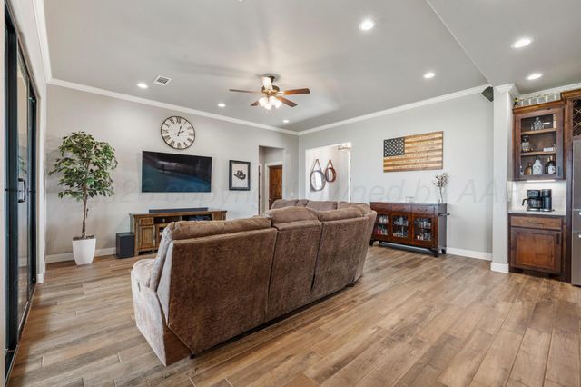 1201 E CEMETERY Road, Canyon, TX 79015