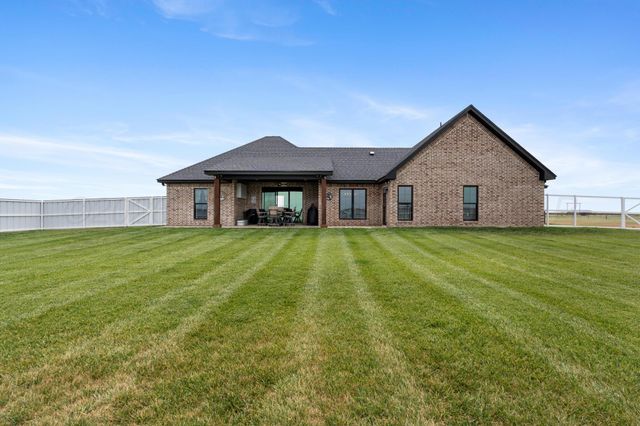1201 E CEMETERY Road, Canyon, TX 79015