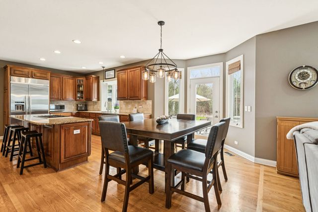 14101 W Rodmell Court, Libertyville, IL 60048