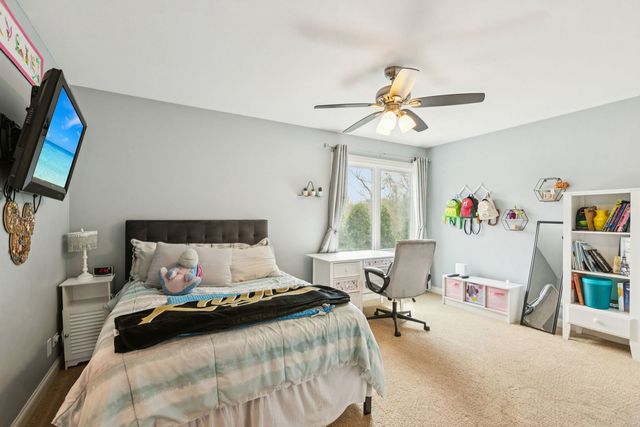 14101 W Rodmell Court, Libertyville, IL 60048