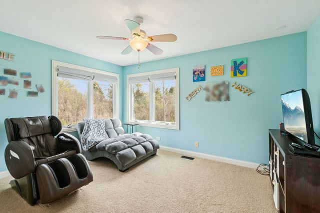 14101 W Rodmell Court, Libertyville, IL 60048