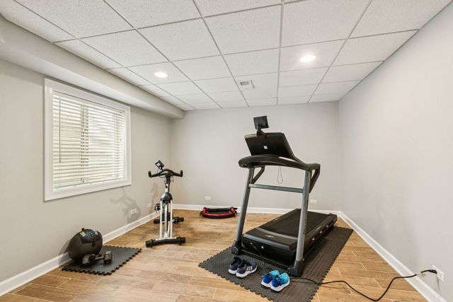 14101 W Rodmell Court, Libertyville, IL 60048