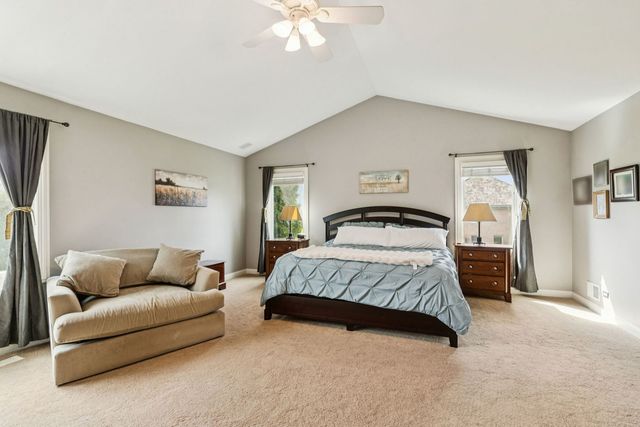 14101 W Rodmell Court, Libertyville, IL 60048