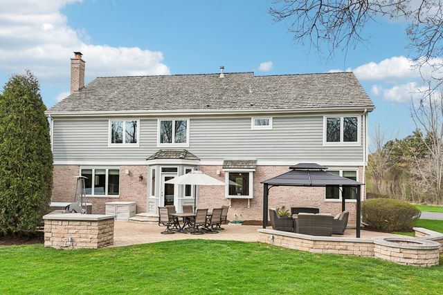 14101 W Rodmell Court, Libertyville, IL 60048