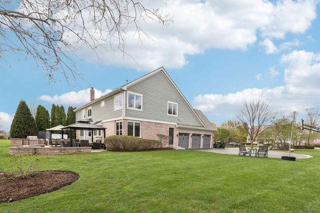 14101 W Rodmell Court, Libertyville, IL 60048