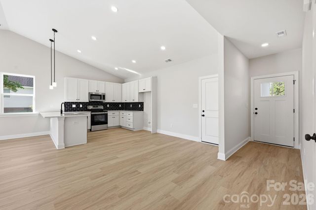 1962 Redwood Drive, Oakboro, NC 28129
