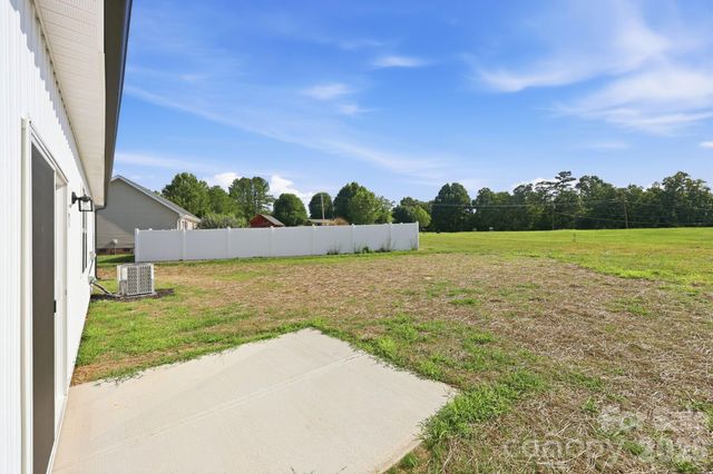 1962 Redwood Drive, Oakboro, NC 28129