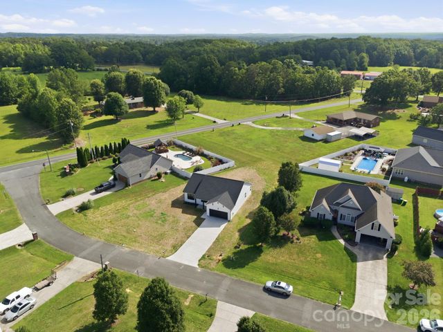 1962 Redwood Drive, Oakboro, NC 28129