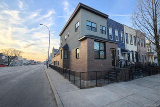 32 Radde Place, Brooklyn, NY 11233
