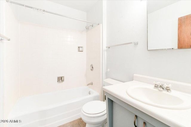 1118 E LAGUNA Drive, Tempe, AZ 85282