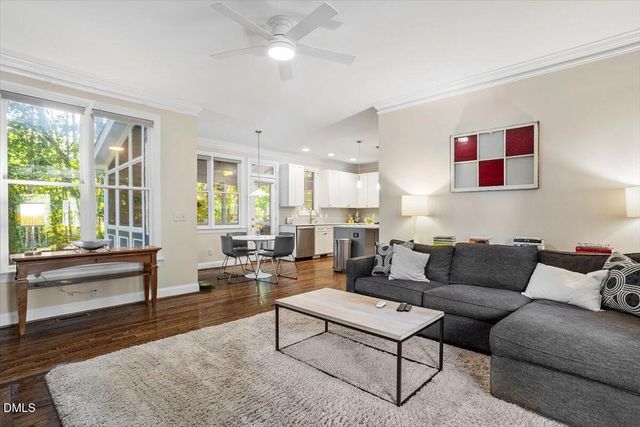 402 Rossburn Way, Chapel Hill, NC 27516