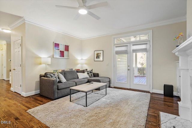 402 Rossburn Way, Chapel Hill, NC 27516