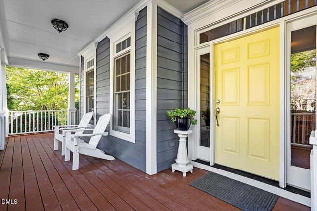 402 Rossburn Way, Chapel Hill, NC 27516