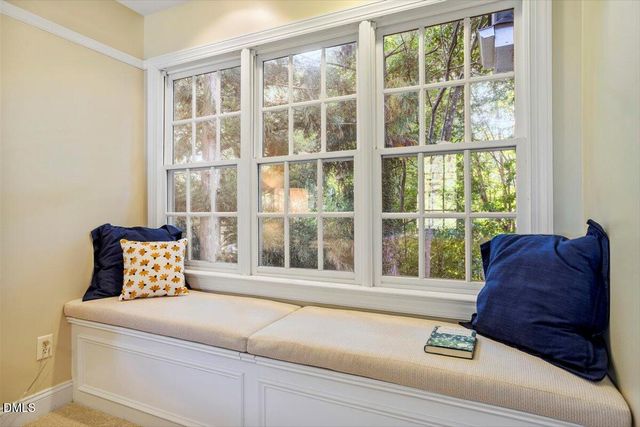 402 Rossburn Way, Chapel Hill, NC 27516