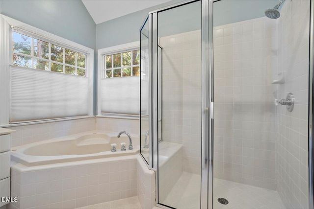 402 Rossburn Way, Chapel Hill, NC 27516