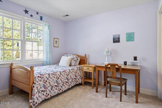 402 Rossburn Way, Chapel Hill, NC 27516