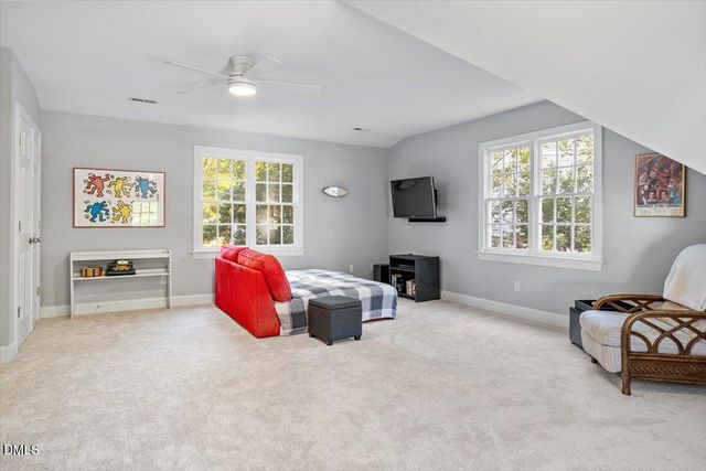 402 Rossburn Way, Chapel Hill, NC 27516