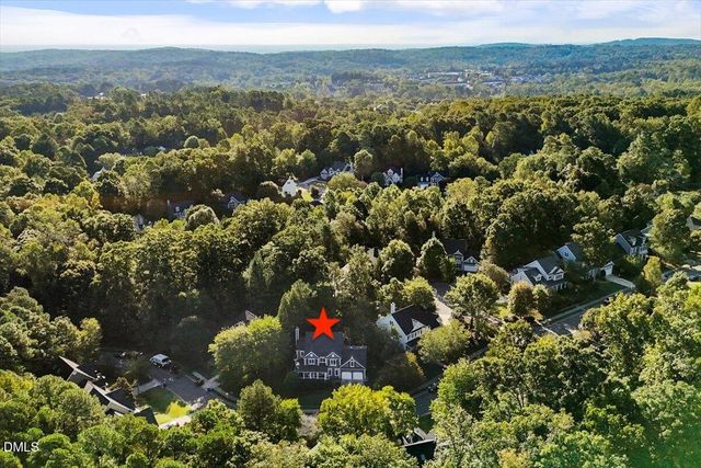 402 Rossburn Way, Chapel Hill, NC 27516