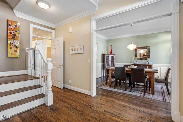 402 Rossburn Way, Chapel Hill, NC 27516