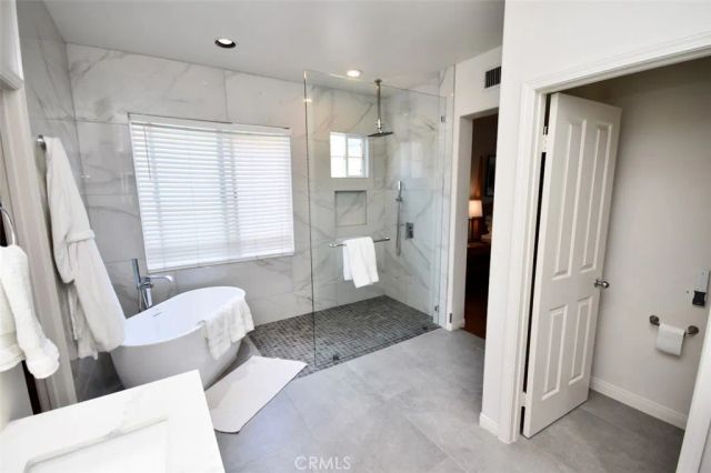 31 Vetrina, Irvine, CA 92606