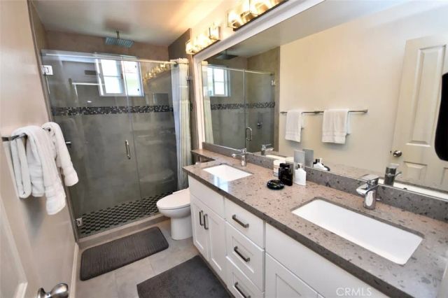 31 Vetrina, Irvine, CA 92606
