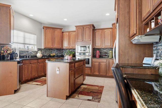 26035 Red Wood Drive, Huron Charter Township, MI 48164