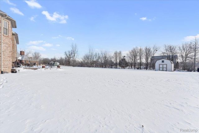 26035 Red Wood Drive, Huron Charter Township, MI 48164