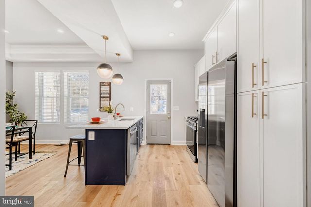 620 N HILTON ST, Baltimore, MD 21229