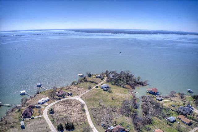 3892 Thunder Point Drive, Lone Oak, TX 75453