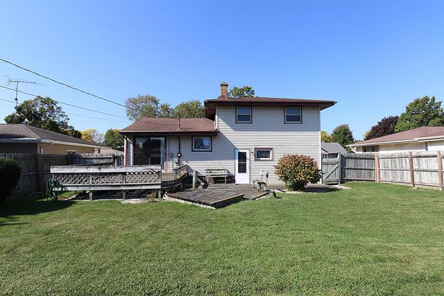 2007 N 27th STREET, Sheboygan, WI 53081