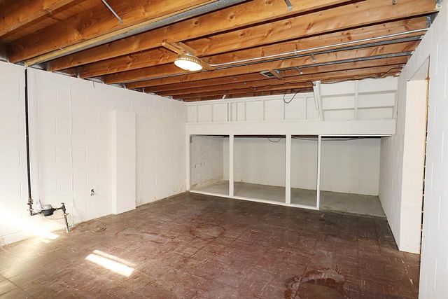 2007 N 27th STREET, Sheboygan, WI 53081