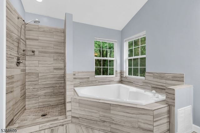 79 Morning Watch Rd, Wayne Twp., NJ 07470