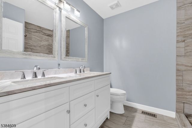 79 Morning Watch Rd, Wayne Twp., NJ 07470